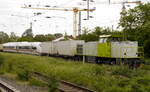 PCW 5 (92 80 1275 023-0 D-ALS) kommt mit ihrer Fuhre hinter dem Krefelder Hbf vor Hp0 zum Stehen, weil sie dem RE 42 den Vortritt lassen muss, ehe sie ihre Übergabe nach Mönchengladbach und