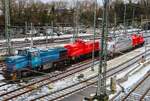 HGB Vossloh G1206 V150.01 (275 502-3) und zwei V100 Ost mit neuer HU am 16.02.26 in Mainz Hbf vom einer Brücke aus fotografiert