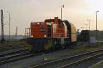 RAG/RBH 830 verlsst die  Kohleinsel  in Duisburg Ruhrort.