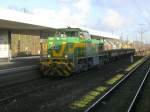 Dortmunder Eisenbahn 403 ,Mak G1206 mit leere Blechrollen-Wagen  volle Fahrt durch Gelsenkirchen Hbf.(07.12.2008)