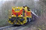 Die 542 von E&H bei km 11,4 auf der Angertalbahn Richtung Wlfrath , am 20,11,09