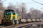 DE 402 fhrt mit leerem Coil-Zug durch Gelsenkirchen-Schalke.