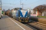 Die MAK der Rurtalbahn ist gerade mit einem Kesselwagenzug im Bahnhof Rheydt eingefahren.