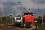 CTD/TWE 275 110 und Akiem/CTD 37042 am 12.10.13 abgestellt in Düsseldorf-Rath.