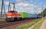 276 004 rangierte am 02.07.14 einen Containerzug in den Containerbahnhof Waltershof.