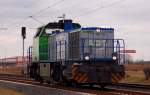 Die Vossloh-Lok der LDS Eutiner Eisenbahnunternehmen kommt hier am Sonntag den 11. Mrz 2012 als Lz in der Nhe des HP Allerheiligen vorber gefahren.