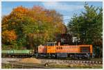 Die Lok 42 (277 902-3) eine MaK 1700 BB der KSW (Kreisbahn Siegen-Wittgenstein) ist am 19.10.2013 im Bauzugdienst, hier hat sie bei Siegen-Weidenau Seitenkippwagen (der Gattung Fakks) am Haken. 

In Siegen-Weidenau wurde eine Weichenerneuerung, an der KBS 440 (Ruhr-Sieg-Strecke, bei km 104, am Abzweig zur KBS 445 (Dillstrecke), durchgefhrt.

Die Lok 42 ist eine Vossloh G 1700 BB (F.-Nr. 1001108, Baujahr 2001), sie trgt die NVR-Nr. 92 80 1277 902-3 D-KSW.
