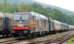 06. September 2014, Zu den Meininger Dampfloktagen kamen auch Besucher mit einem Zug aus Magdeburg. Befördert wurde er von Lok 285 103 der HSL.