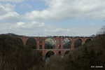 Kesselzug DGS61467 von Zeitz nach Neustadt(Donau) passiert hier die Elstertalbrücke bei Jocketa am 10.04.2016 