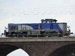 Eine Vossloh DE18 (4185 010-0) war Ende August 2022 in Duisburg zu sehen.