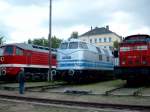 V 240 001,130 002 und 345 049 stehen an der Schiebebhne im Bw Dresden Altstadt werend des dresdener Dampflokfestes 2004