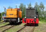 105 152-3 und V36 032 stehen am 25. Mai 2014 im Bw Weimar ausgestellt.