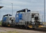 Werklok 6 alias 650 101-5 und Werloks 7 alias 650 106-4 standen am 18.7.16 am Stellwerk im Gewerbegebiet Altmark bei Niedergörne abgestellt.