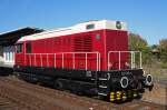 Beim Fotohalt in Zeitz gab es dann die Gelegenheit, die V75 018 in ihrer vollen Schnheit von vorn zu fotografieren, 16.10.2011.
