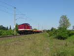 Am 13.05.2018 kam 112 364 mit 2 Flachwagen aus Richtung Magdeburg nach Stendal und fuhr weiter in Richtung Uelzen.Netten Gruss zurück an den Tf.