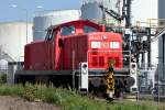 Dieselrangierlok MAK V90P 295043-4 der DB im Hamburger Hafen am 04.06.2014...