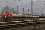 98 80 3294 874-3 D-DB mit einen Kesselwagenzug in Wanne-West. 29.03.2017