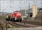 294 800 bespannt den 54460 von Finnentrop nach Hohenlimburg. Die Waggons sind im Kraftwerk Elverlingsen abgeholt worden und werden in Hohenlimburg einen abendlichen Gterzug nach Hagen beigegeben. (25.04.2008)
