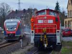 Wochenende, 294 801-6 wird am 14.01.2011 in Stolberg abgestellt und an den Strom angeschlossen. Die Lok wird erst Montag wieder gebraucht, darum mu die Lok warmgehalten werden, da der Motor erst bei 30 Grad gestartet werden darf. Links im Bild RB20 von der Stolberger Altstadt kommend auf dem Weg nach Alsdorf.