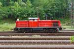 294 866-9 (V 90 remotorisiert) der  DB Schenker Rail Deutschland AG am 28.05.2011 in Kreuztal. Die Lok wurde 1973 bei MaK gebaut (Fabr.-Nr. 1000641 ), 2007 erfolgte die Remotorisierung mit MTU-Motor 8V 4000 R41 und Umbezeichnung.