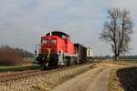 294 797 am Schluss eines Gterzuges am 27.12.2011 bei Alttting.