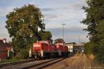 294 717 schleppt die defekte 294 729 am 28.08.2012 in Schnaittenbach ab. (Strecke Amberg-Schnaittenbach)