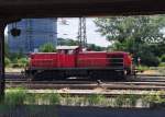 294 638 hat Rangierdienst zwischen Saarstahl und dem Güterbahnhof Süd des Bahnhof in Völklingen Saar.