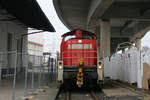 294 790 im Gleisanschluss der Spedition Alfred Talke in Hürth-Kalscheuren.
Die Aufnahme entstand am 7. März 2012 von einem öffentlichen Bahnübergang aus.