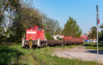 294 595 schiebt ihren Wagen zum Kunden, Bühl Industriegleis 22.4.26