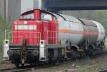 Die 294 831-3 rangiert am 07.04.2009 in Oberhausen Sterkrade