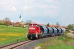 294 676  am 30.04.2010 mit Gterzug bei Gebenbach (Strecke Amberg-Schnaittenbach) (Bild wurde digital optimiert)