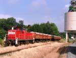 Am 05.07.2010 hatte ich das groe Glck 294 601 in Stadtsteinach kurz vor der Abfahrt mit dem Schotterzug zu erwischen.