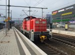294 723-3 fhrt solo durch Bielefeld.