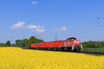 294 813-1 (DB Cargo) mit einem Containerzug in Meerbusch B�singhoven, 21. April 2026