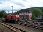 294 097 steht vor einem Formsignal in Oker (14.8.2007)