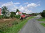 Am 21.08.2006 ist 294 685 mit einem Gterzug auf dem Weg nach Amberg.