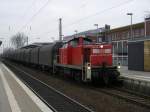 Zugdurchfahrt ! Gleis 2 ,im Bochumer Hbf.