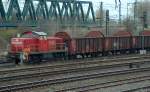 RAILION DB Logistics 294 817-2 beim rangieren in Wiesbaden-Ost Gbf; 02.04.2008