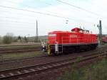 BR 294 wartet auf Ausfahrt in Naumburg. 26.04.2005