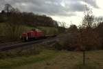 294 895-8 mit einer kleinen ein Waggonübergabe. Gesehen am 09.11.2015 in Liebau/Pöhl 