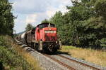 294 898 mit einem gemischten Güterzug am 02. August 2022 bei Hiltersdorf/Oberpfalz.