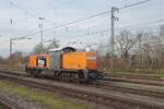 Am 9 Februar 2023 lauft Bocholter Eisenbahn 295 057 um in Emmerich.