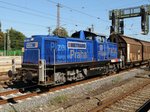 295 082-2 (NVR Nr.: 9880 3 295 082-2 D-MTR) am 24.08.2016 Bremen Hbf mit einem gemischten G-Zug durchfahrend<P>