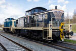 295 076-4 an einem Sonntag öffentlich zugänglich abgestellt von einem BÜ zum Firmengelände in Bremen Überseehafen. 29.3.26