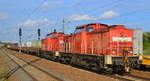 Doppeltraktion DB Cargo AG  298 331-0  [NVR-Nummer: 98 80 3298 331-0 D-DB] +  298 329-4  [NVR-Nummer: 98 80 3298 329-4 D-DB] und einem gemischten Güterzug Richtung Seddin am 12.09.19 Bahnhof Flughafen Berlin Schönefeld.