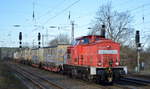 DB Cargo AG (D) mit  298 327-8  [NVR-Nummer: 98 80 3298 327-8 D-DB] und einigen Taschenwagen bei einer Übergabefahrt am 21.01.21 Bf. Saarmund.