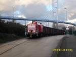 298 318 rangierte am 21.11.2008 im Stralsunder Sdhafen.Noch war nichts von den bevor stehenden Wintereinbruch zumerken.Wenige Minuten nach der Aufnahme fing es auch hier an zuschneien !