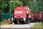 Wer den Fehler als erstes findet bekommt einen Keks. 298 320-3 probt den Ausstand.   Stralsund- Sdhafen am 09.06.09 