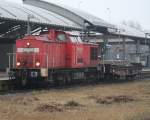 298 330-2 Mit bergabe von Rostock-Seehafen nach Warnemnde Werft bei der Durchfahrt im Haltepunkt Rostock-Ltten Klein.21.02.2015 