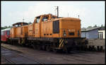 346684 vor 346112 am 20.5.1993 im BW Jerichow.